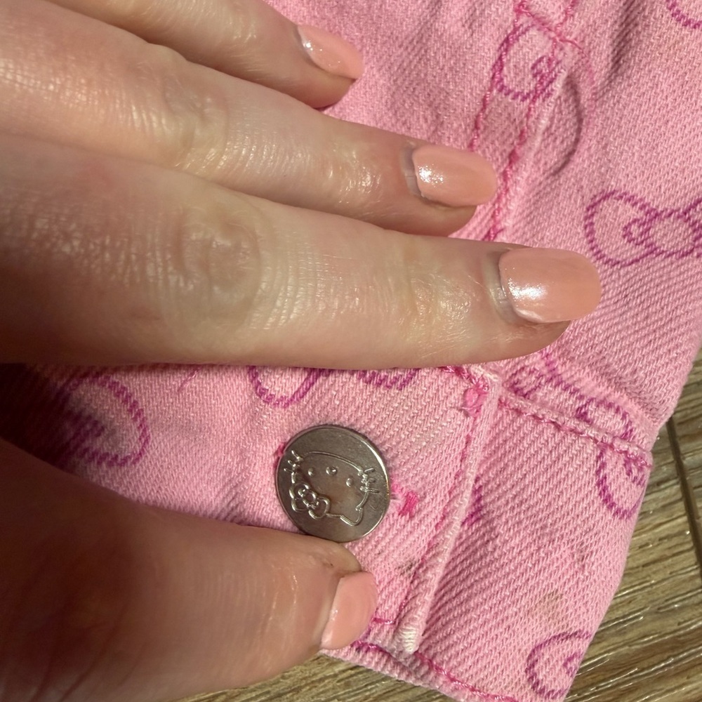 Kids pink Hello Kitty denim jacket - Picture 6 of 8